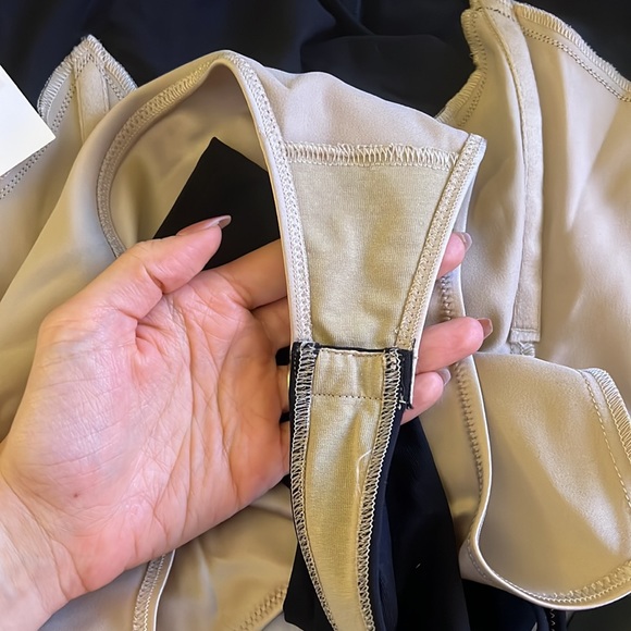 SOLD/Mock Neck Long Sleeve Bodysuit - Picture 8 of 8